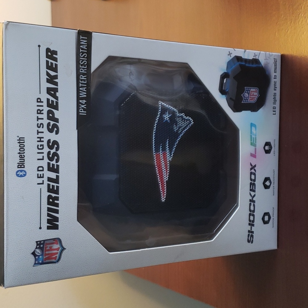 Wireless speaker